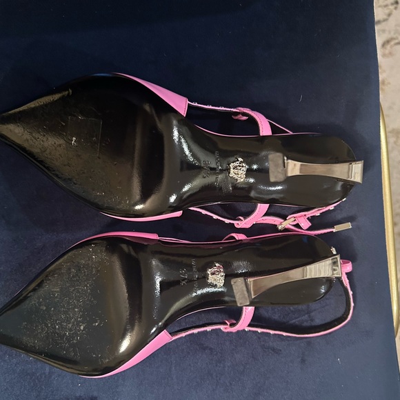 Versace Laced Pin-point Slingback Pumps Size 37.5 - Picture 6 of 6